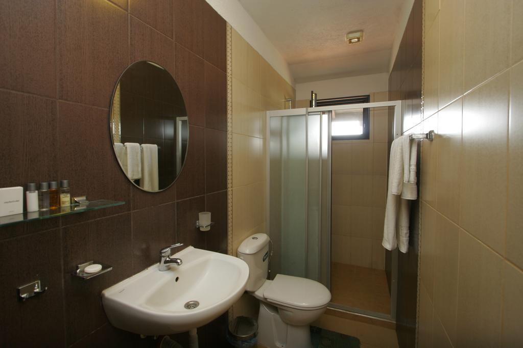 Guest House Bukor Shtepi Mandrica Zewnętrze zdjęcie