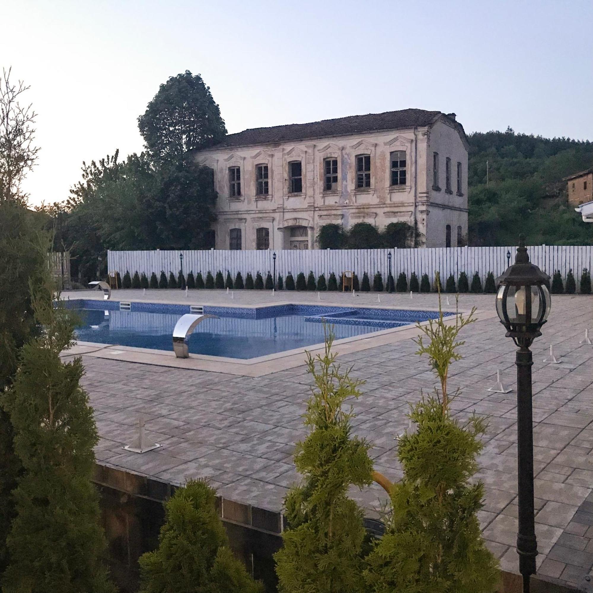 Guest House Bukor Shtepi Mandrica Zewnętrze zdjęcie