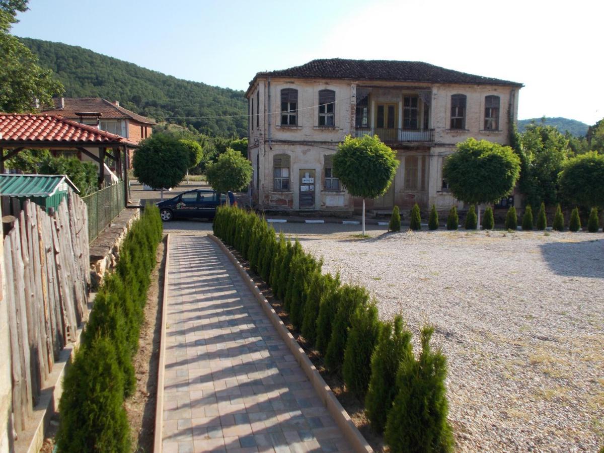 Guest House Bukor Shtepi Mandrica Zewnętrze zdjęcie